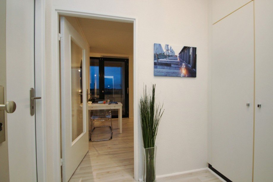 Diele Etagenwohnung M�nchengladbach / Schrievers