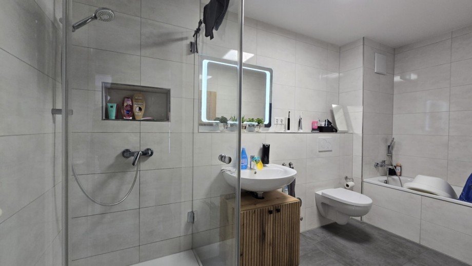 WE 2.OG Mehrfamilienhaus M�nchengladbach / Venn