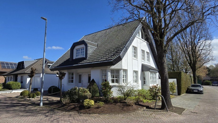 Hausansicht (Foto7) Einfamilienhaus Erkelenz