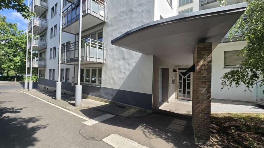 Hauseingang Etagenwohnung M�nchengladbach