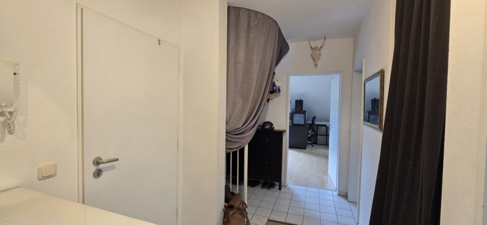 Diele UG Maisonettewohnung M�nchengladbach / Eicken