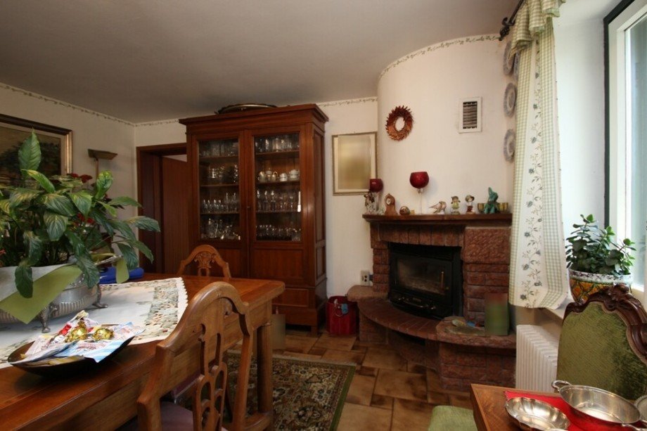 Esszimmer mit Kamin Einfamilienhaus Grimacco (UD)