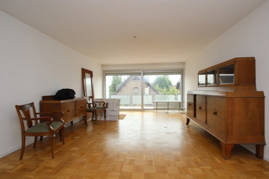 Wohnzimmer Etagenwohnung Dormagen / Nievenheim