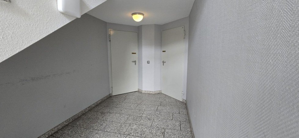 Hausflur Mehrfamilienhaus M�nchengladbach / Eicken