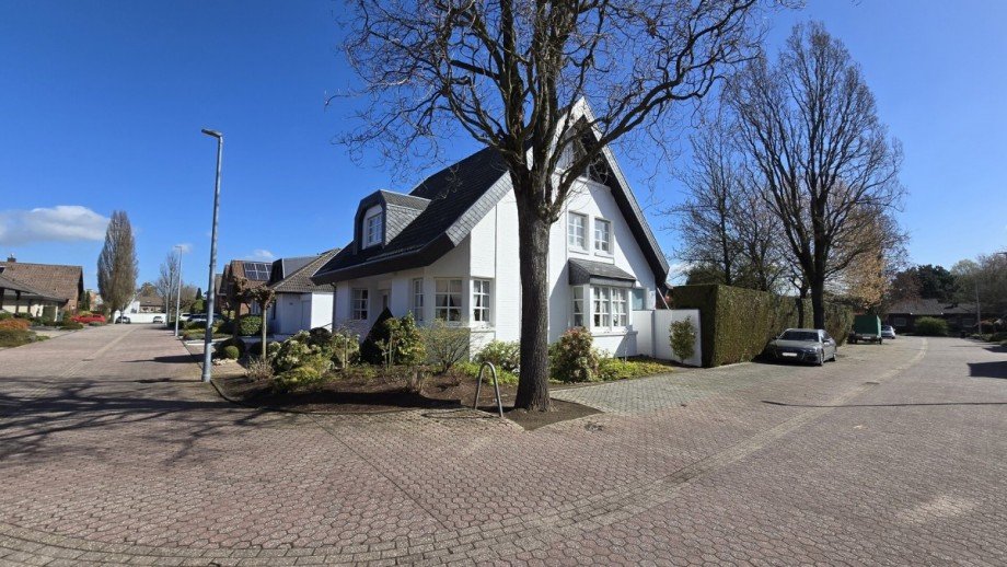 Hausansicht (Foto5) Einfamilienhaus Erkelenz